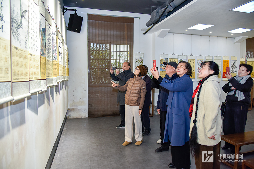 ���ش�ر���������黭��Ʒչչ��